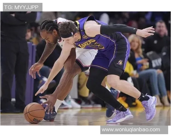 湖人快船2020赛季对决回顾与分析揭示洛杉矶篮球的激烈竞争与精彩瞬间 湖人快船2020赛季对决回顾与分析揭示洛杉矶篮球的激烈竞争与精彩瞬间