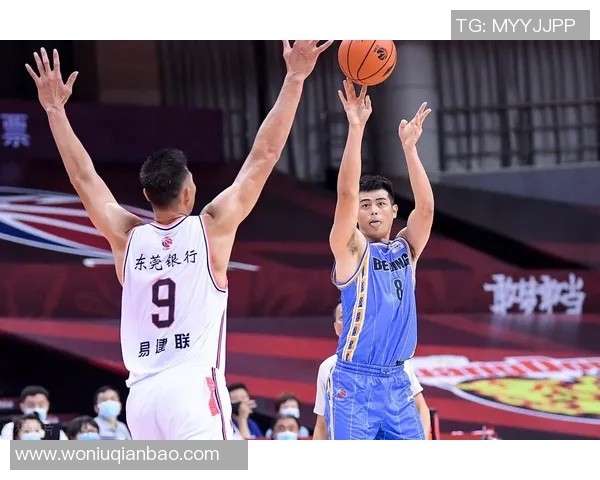 方硕在篮球赛场的崛起与挑战解析:从新星到领军人物的成长之路 方硕在篮球赛场的崛起与挑战解析:从新星到领军人物的成长之路