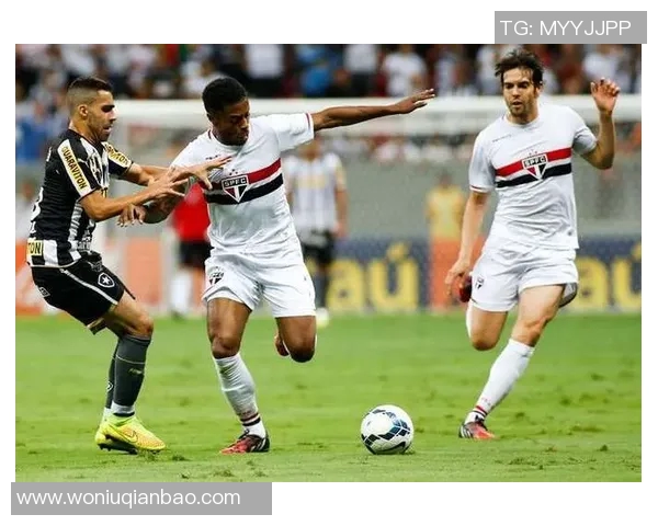 巴竞技与圣保罗对决前瞻分析及双方近期状态评估 巴竞技与圣保罗对决前瞻分析及双方近期状态评估